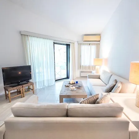 Armonia By Halu! In Sani With Shared Pool *