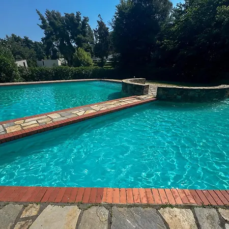 Armonia By Halu! In Sani With Shared Pool וילה