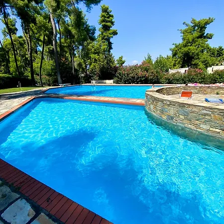 Armonia By Halu! In Sani With Shared Pool